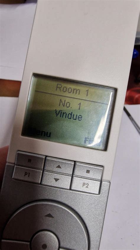 How to Reset a VELUX Remote Control に対する画像結果