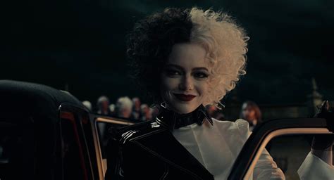 Emma Stone Gorilla 2021 Movies に対する画像結果