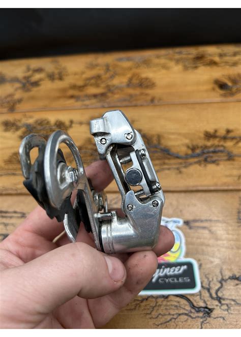 Vintage Shimano 600 6207 Rear Derailleur に対する画像結果