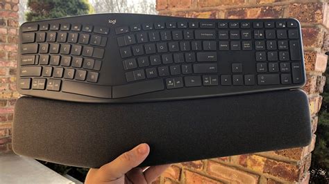 I use the Logitech ERGO K860 daily — here’s why it’s the best | Windows ...