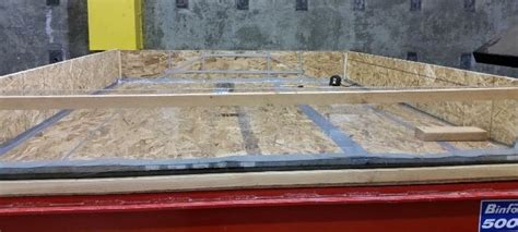 Toradh íomhá ar Computer Box Side View