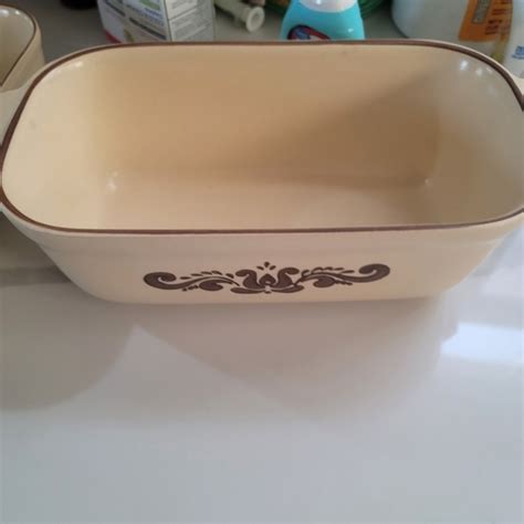 Antique Pyrex Bakeware に対する画像結果