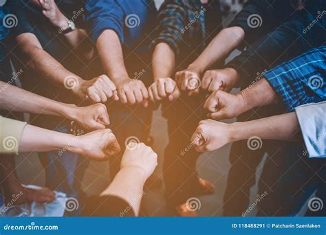 How to Do Collaborations in Unity に対する画像結果