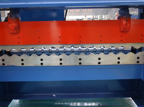 Afbeeldingsresultaten voor Roll Forming Machine Single Manufacturing