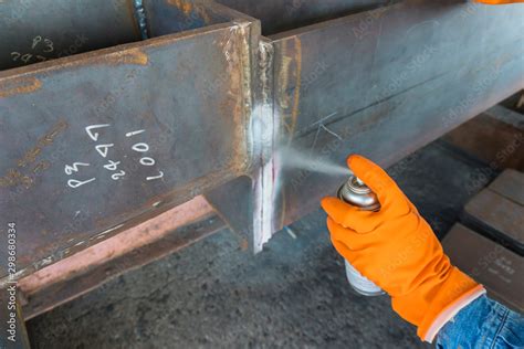 Toradh íomhá ar Non-Destructive Developer Spray