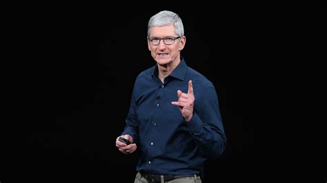 Tim Cook's Partner に対する画像結果