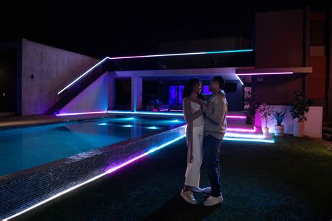 GE Lighting Color Bulb に対する画像結果