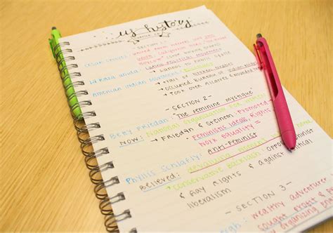 Toradh íomhá ar Notes with Color Pens Handwritten