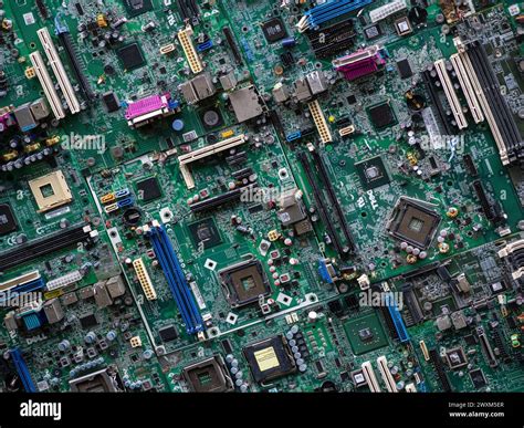 Computer Motherboard Comp に対する画像結果