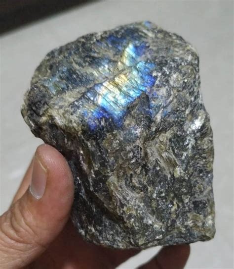 Labradorite Counter に対する画像結果