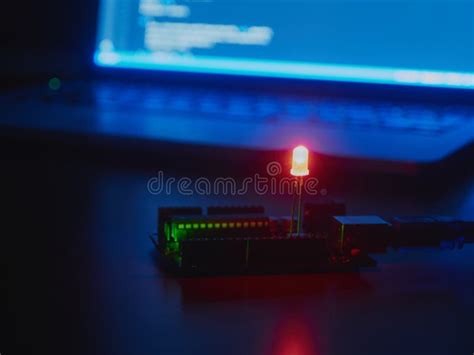 Afbeeldingsresultaten voor Light-Emitting Diode Arduino