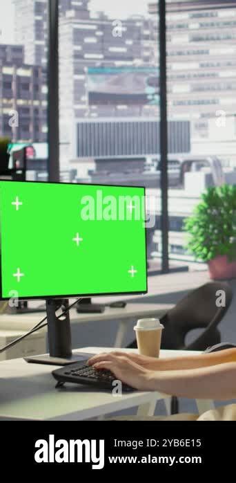 Toradh íomhá ar Vertical Monitor Programming