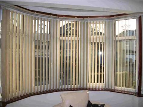Bay Window Vertical Blinds に対する画像結果