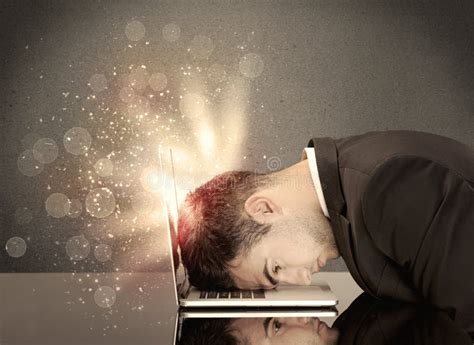 Toradh íomhá ar Exploding Keyboard