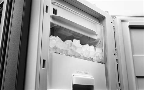 Sub-Zero 632 Ice Maker に対する画像結果