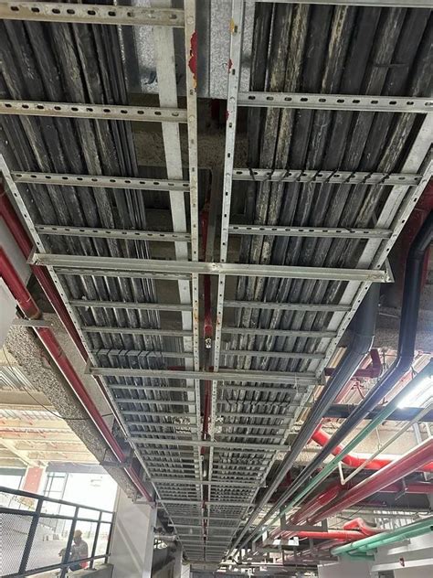 Cable Tray Installation に対する画像結果