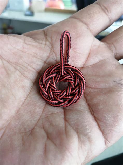 String Knots に対する画像結果