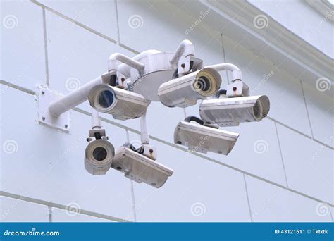 Security Camera Display に対する画像結果