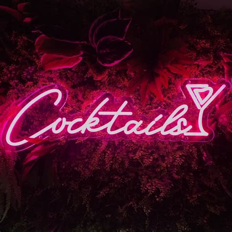 10+ Ideal Cocktail Neon Signs To Enhance Your Experience