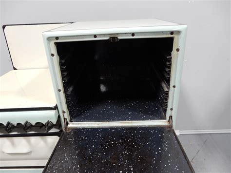 Toradh íomhá ar Caloric Gas Stove