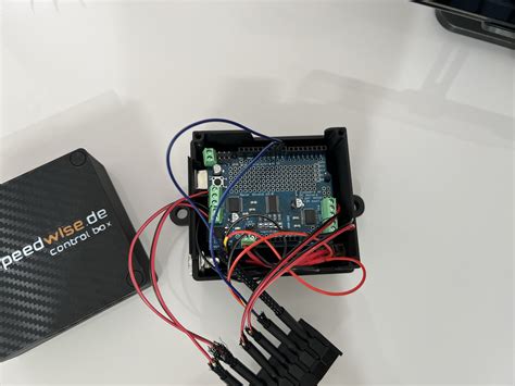 Toradh íomhá ar Arduino Control Box Design