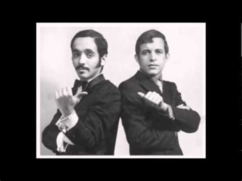 Duo Contortion Training に対する画像結果