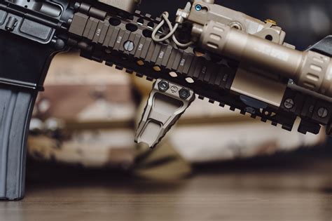 Image result for Picatinny vs Mlok