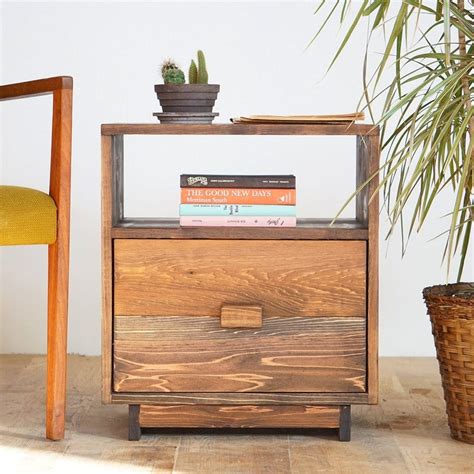 Rustic Nightstands に対する画像結果