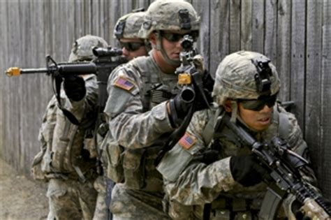 Afbeeldingsresultaten voor What Is a Military Stack Formation