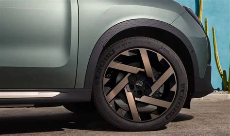 The MINI Countryman | MINI AU