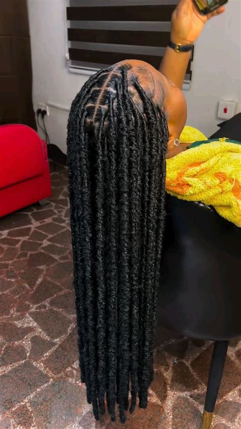 Afbeeldingsresultaten voor Distressed Twists