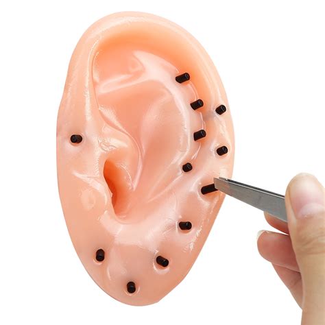 Gross Exploding Ear Pimple എന്നതിനുള്ള ഇമേജ് ഫലം