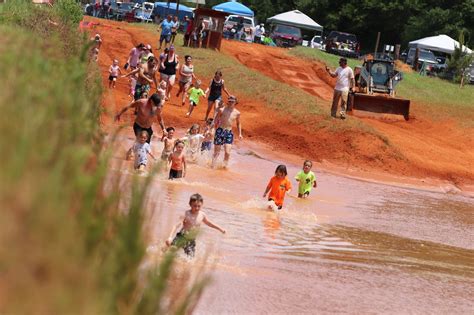Mud Races in Milton Florida に対する画像結果
