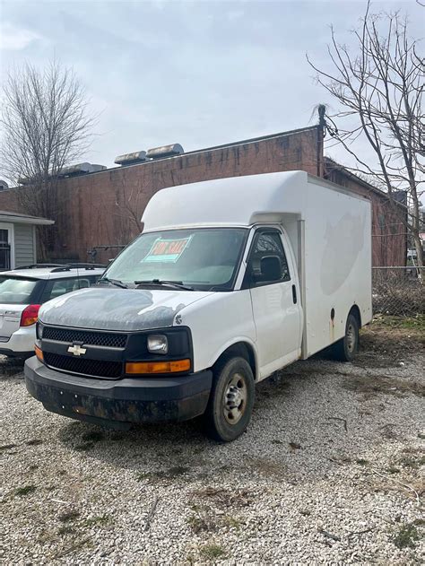 2008 Chevy Express Incomplete എന്നതിനുള്ള ഇമേജ് ഫലം