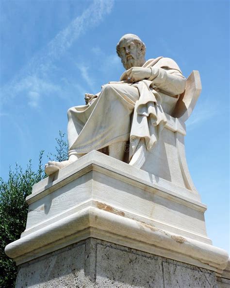 Toradh íomhá ar Plato Statue