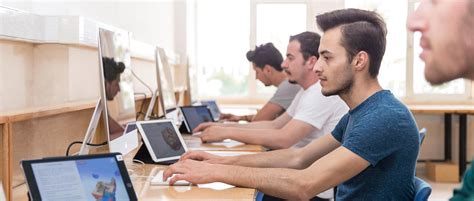 Computer Software Engineer Schools に対する画像結果