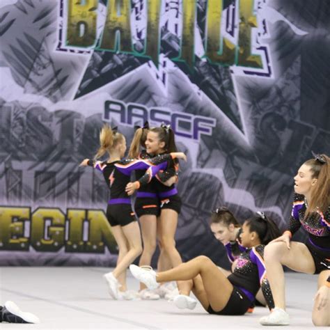 Cheer Comp Barivel に対する画像結果