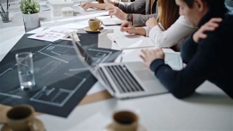 Employee Development Tracking に対する画像結果