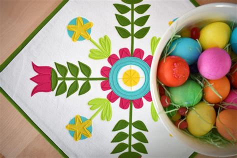 Spring Table Topper Patterns Free に対する画像結果