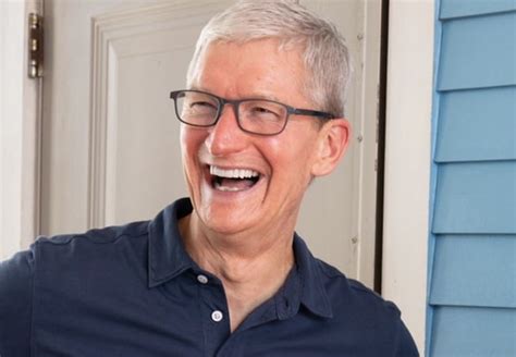 Tim Cook's Partner に対する画像結果