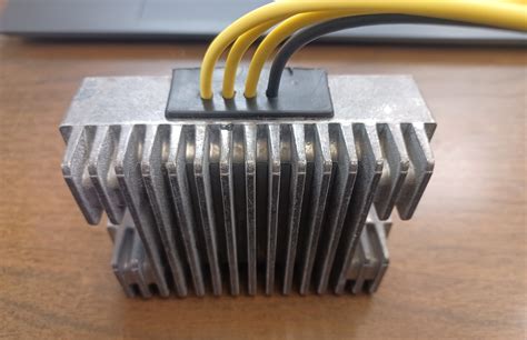Rectifier Regulator Schematic に対する画像結果