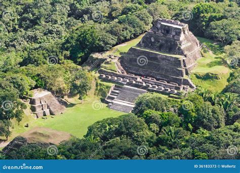 Afbeeldingsresultaten voor Belize Mayan Ruins Map