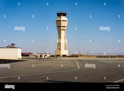 תוצאת תמונה עבור FLL Air Traffic Control Tower