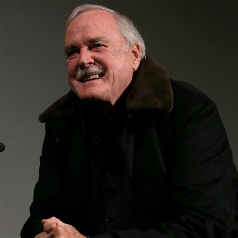 John Cleese in Red Wig కోసం చిత్ర ఫలితం