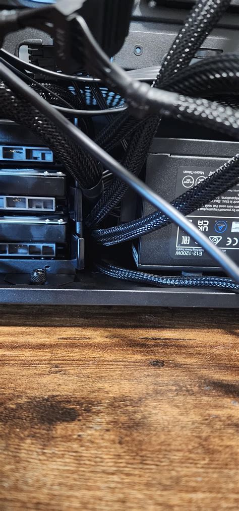 Afbeeldingsresultaten voor HDD LED Placement