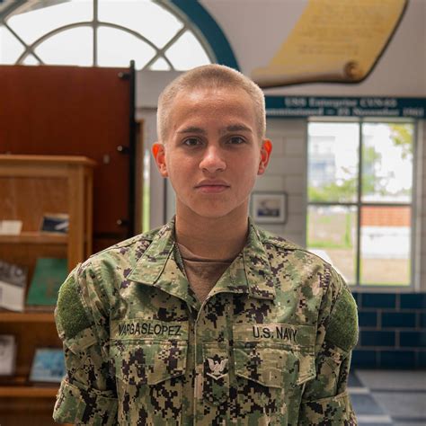 Afbeeldingsresultaten voor Navy Recruit Training Command