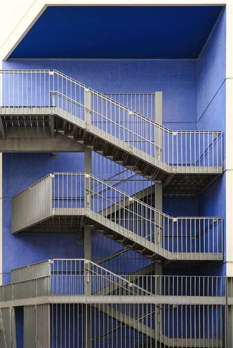 Toradh íomhá ar Metal External Structures