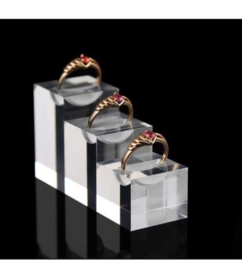 Acrylic Ring Display に対する画像結果