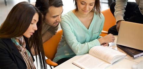 Toradh íomhá ar Problem in the Community for Research Title