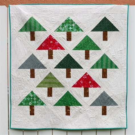 Toradh íomhá ar Escher Style Quilt Pattern Christmas Tree
